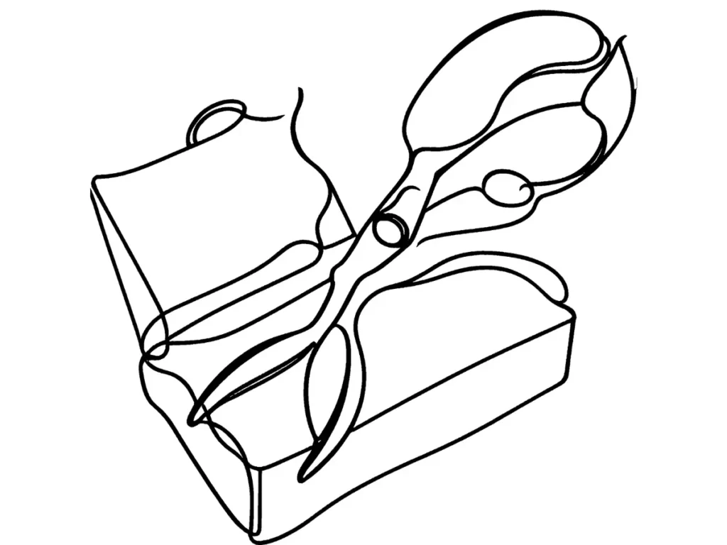 Baby Box’s scissors in shiny silver.